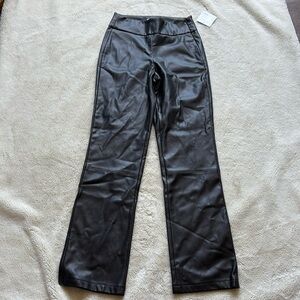 BB Dakota Faux Leather Straight-Leg Pants – Size XS | NWT | Sleek Street Style